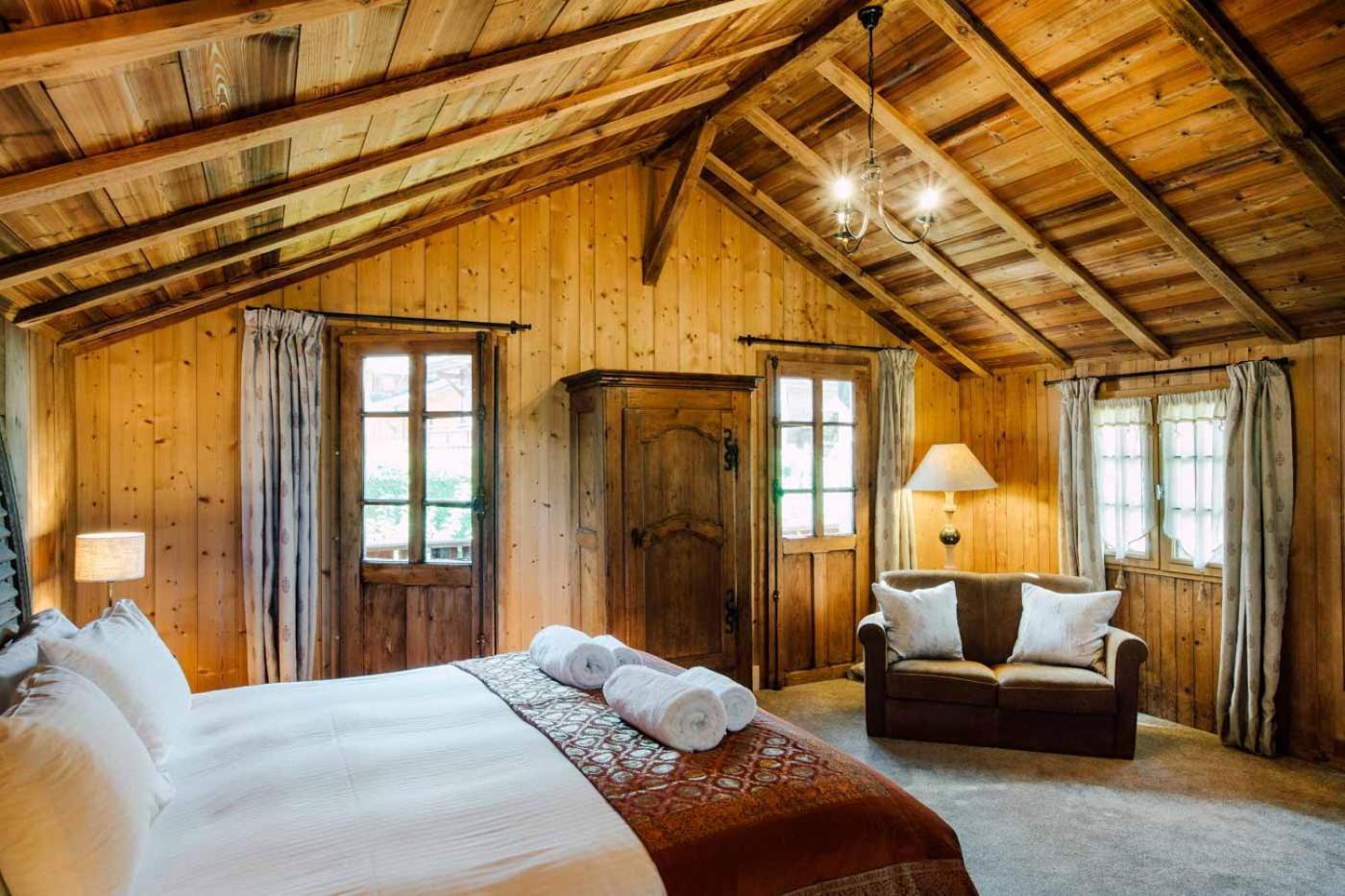 Hotel Mas De La Coutettaz, The Farmhouse 莫尔济讷 客房 照片